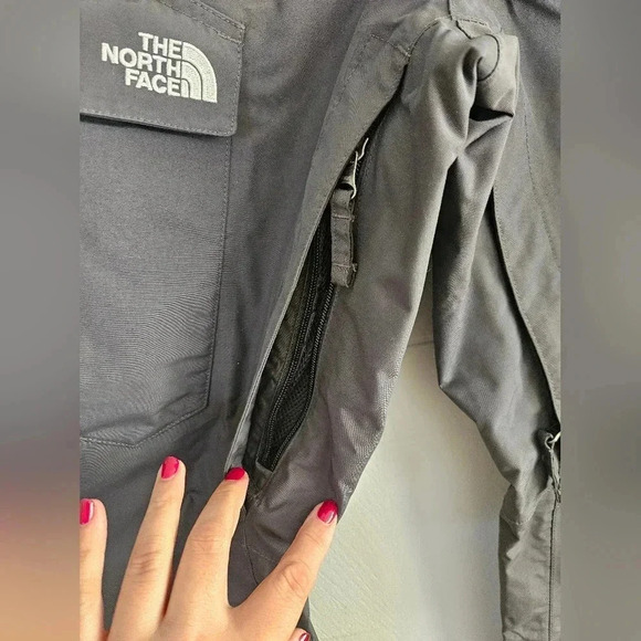 The North Face HyVent Dark Gray Mens Ski Snowboard Pants Sz L EUC - Picture 5 of 16